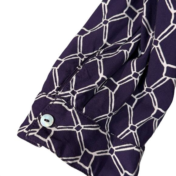 Chico’s SZ 2 (Large) Top Geometric Button-Up V-Neck 3/4 Sleeves Collared Purple - Picture 3 of 9